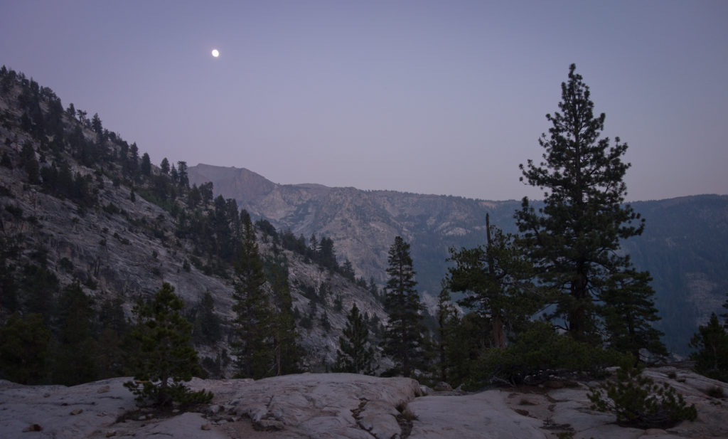 Moon rise john muir trail